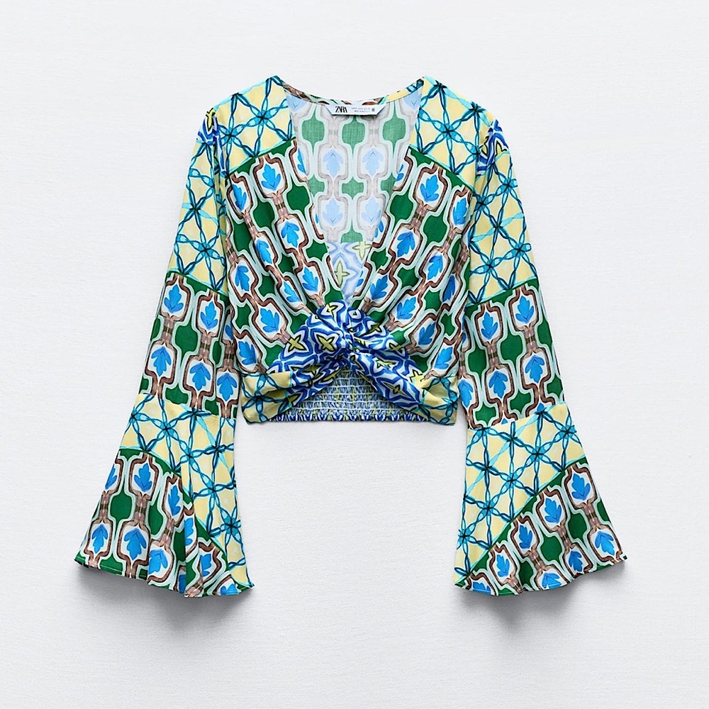 Zara Print Top with knot  NWT - Picture 3 of 7